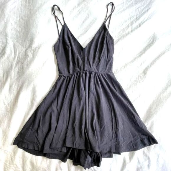 Urban Outfitters Silence + Noise Spaghetti Strap V-Neck Soft Romper - Picture 1 of 8
